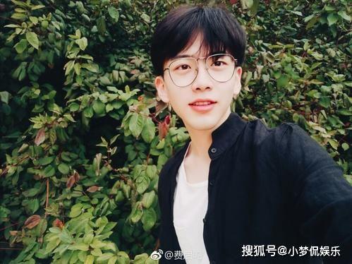 抖音张悦吃瓜,揭秘娱乐圈幕后故事